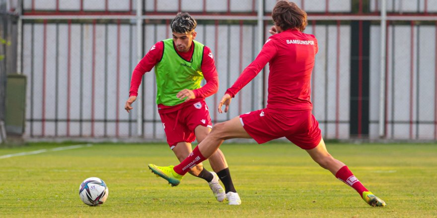 Samsunspor’a 22 oyuncu geldi, 24 oyuncu gitti