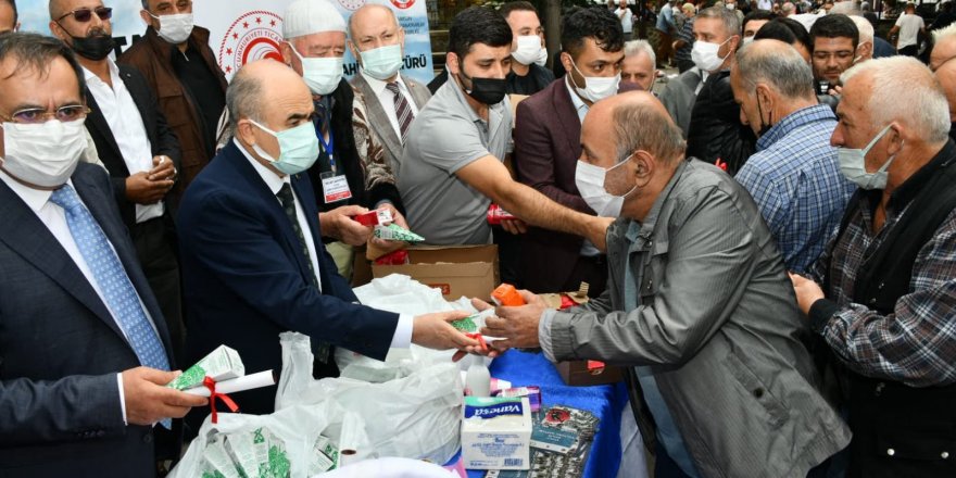 Samsun'da şehit, gazi ve esnaflar anısına ahi lokumu dağıtıldı - samsun haber