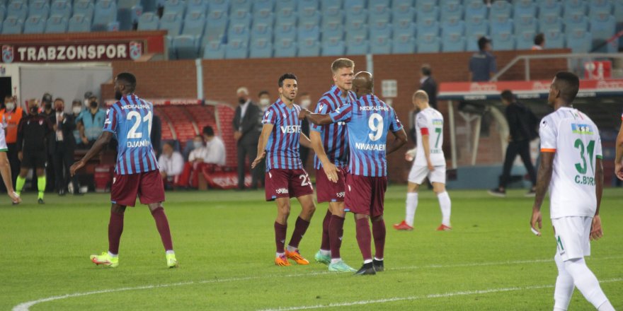 Trabzonspor evinde zorlanıyor