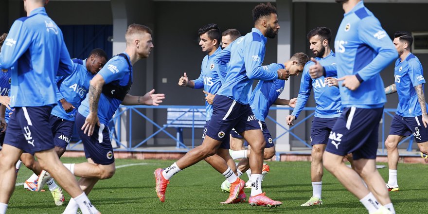 Fenerbahçe, Trabzonspor maçının taktiğini çalıştı