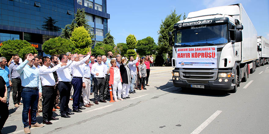 Atakum’dan çadır kentlere yardım