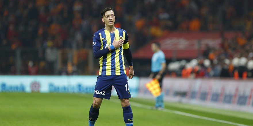 Fenerbahçe'de Mesut Özil şoku