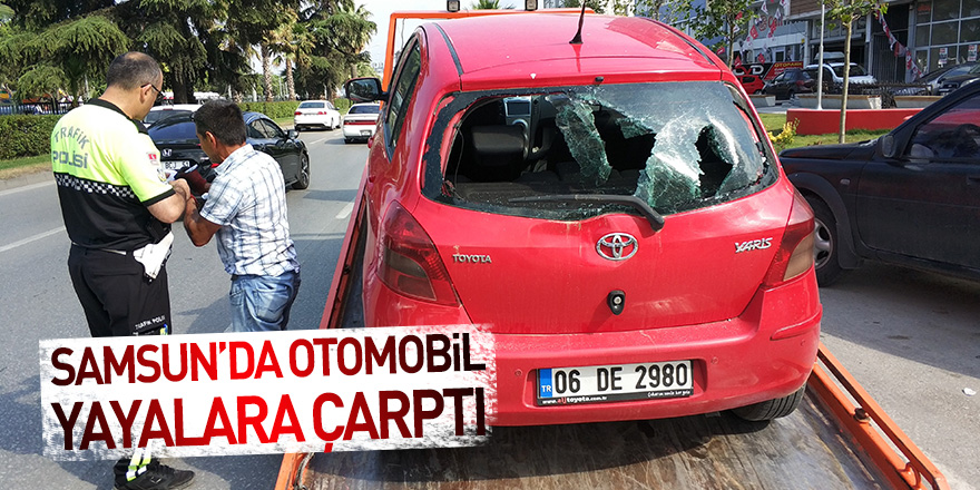 Samsun'da otomobil yayalara çarptı: 2 yaralı