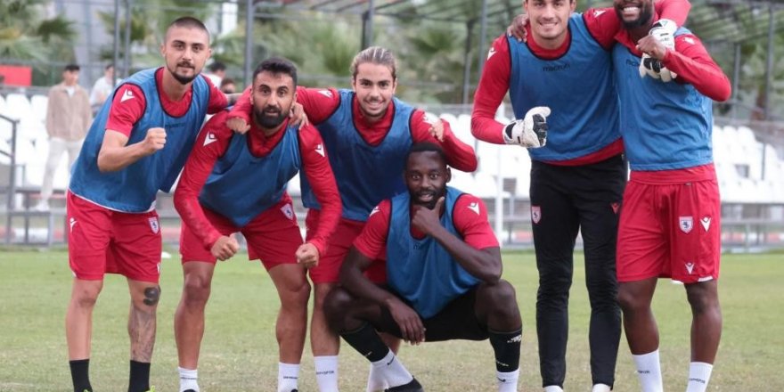 Samsunspor’da devre bitmeden 3 futbolcu gönderildi - samsun haber