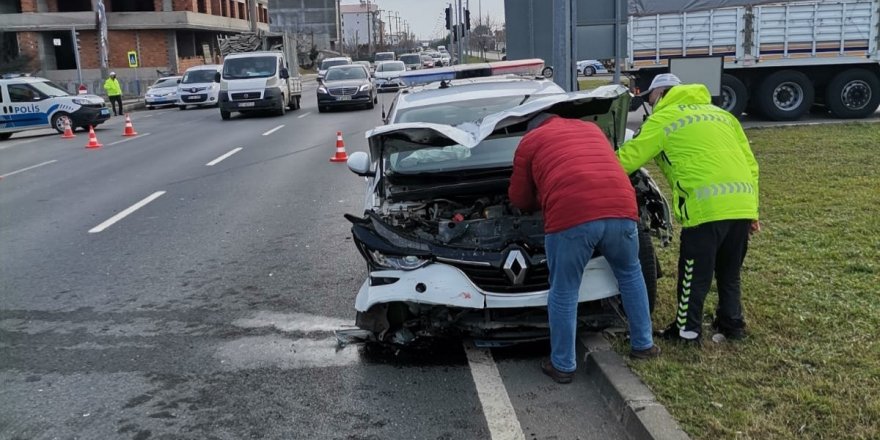 Samsun'daki trafik kazası... Biri polis iki kişi yaralandı - samsun haber