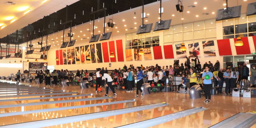 Türkiye'nin en büyük bowling salonunda şampiyona heyecanı - samsun haber