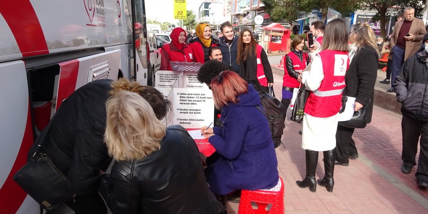 Kızılay'ın kan bağışı kampanyasına vatandaşlardan yoğun ilgi - samsun haber