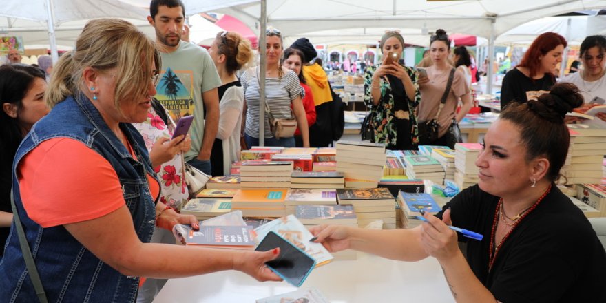 FUARA GELEN ÖĞRENCİLER BAŞKAN DEMİRTAŞ’A TEŞEKKÜR ETTİ