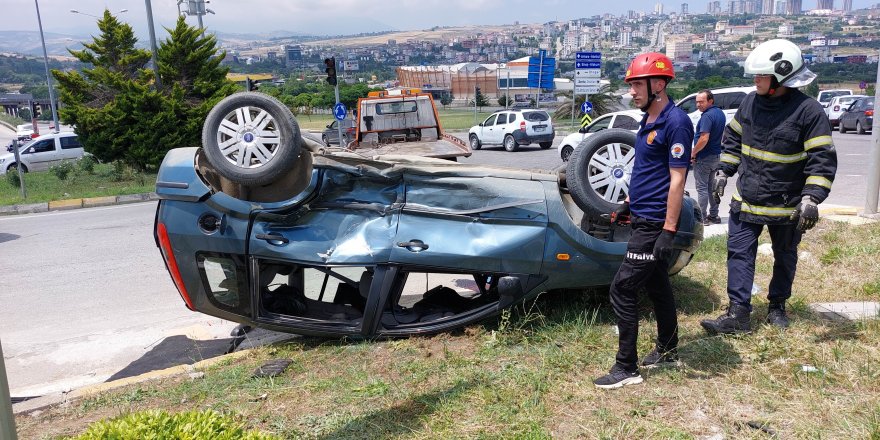 Samsun'da kavşakta otomobiller çarpıştı: 6 yaralı