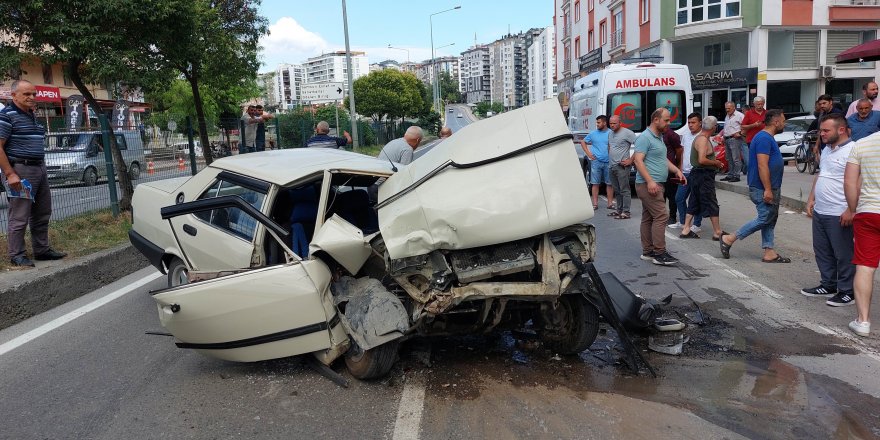 Samsun'da parçalanan otomobilden sağ çıktı - samsun haber