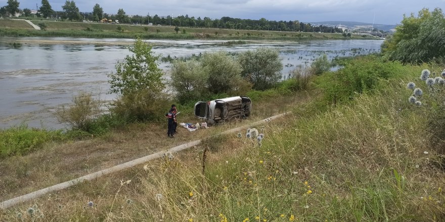 Samsun'da otomobil takla attı: 3 yaralı - samsun haber