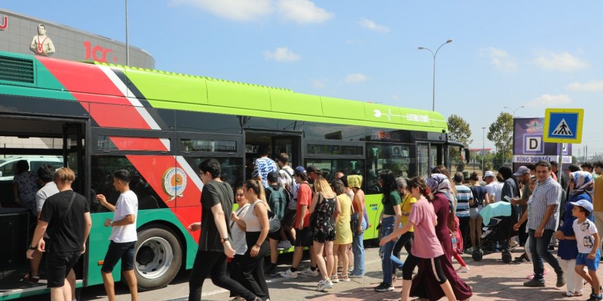 Türkiye’nin ilk ultra şarj özellikli elektrikli otobüsleri yolcu taşımaya başladı