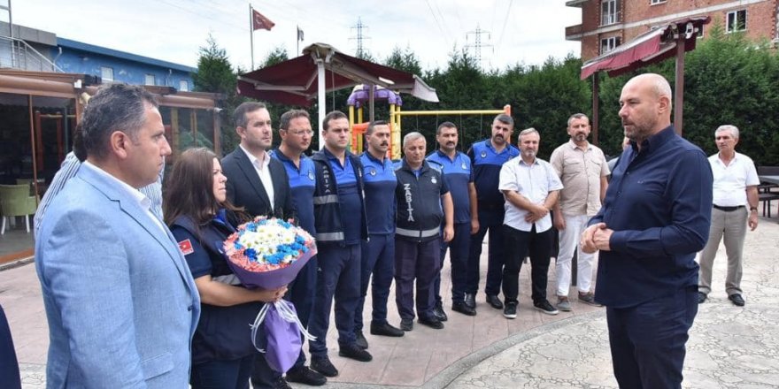 Başkan Togar zabıtaları kutladı - samsun haber