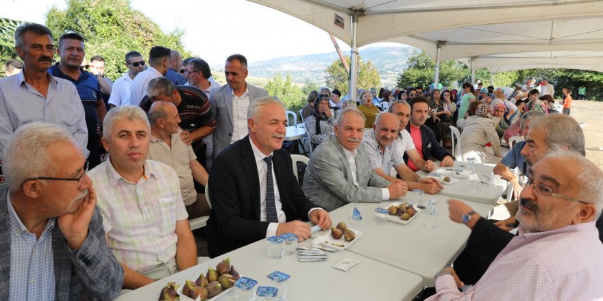 İLKADIM’DA İNCİR TADINDA BİR FESTİVAL RENKLİ GÖRÜNTÜLERLE SON BULDU