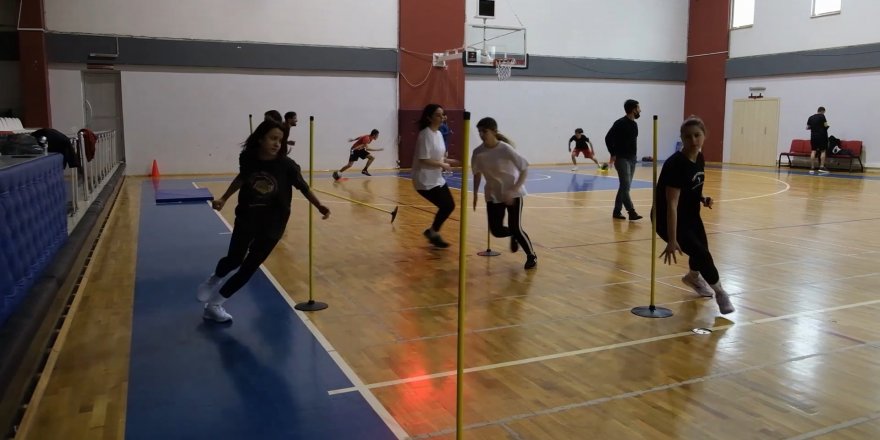 Canik Belediyesi Gençleri Akademi Sınavlarına Hazırlıyor