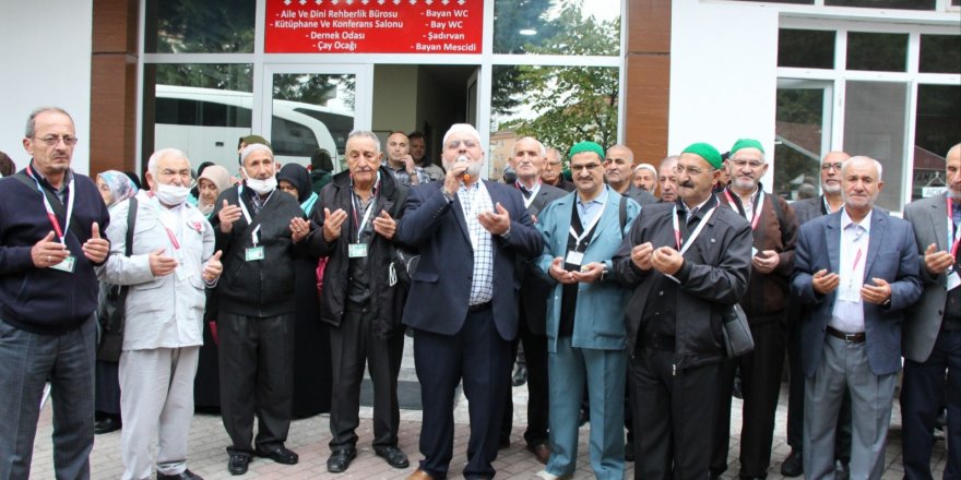 Ümre kafilesi dualarla uğurlandı - samsun haber