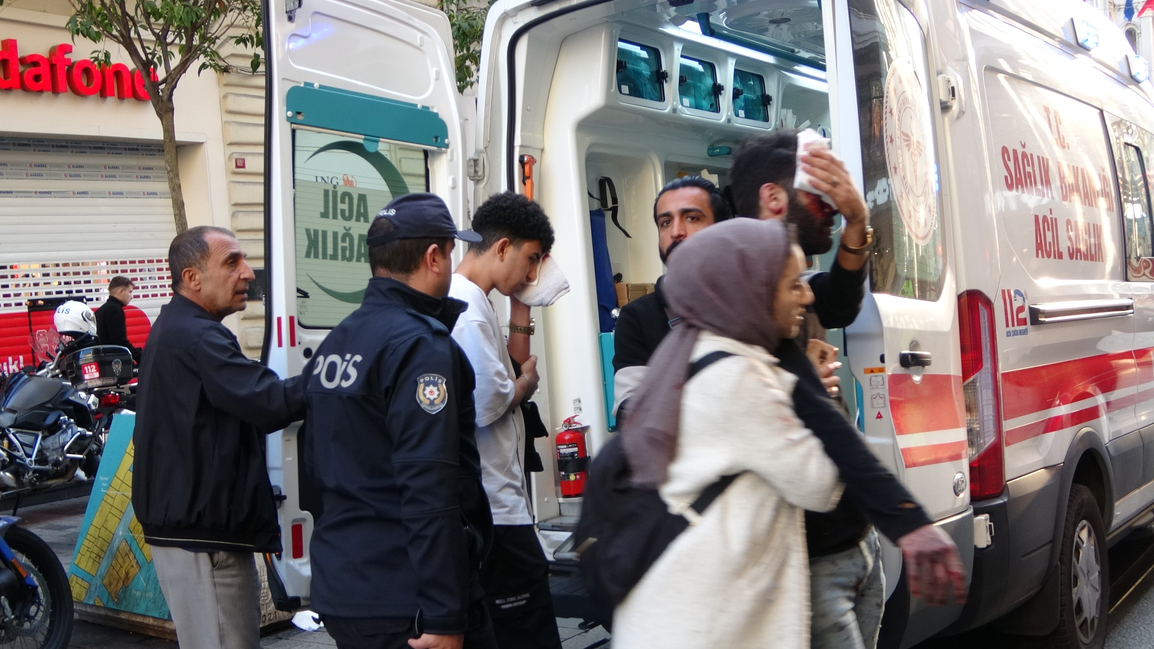 İstiklal Caddesi'nde bombalı saldırı: 6 ölü, 81 yaralı