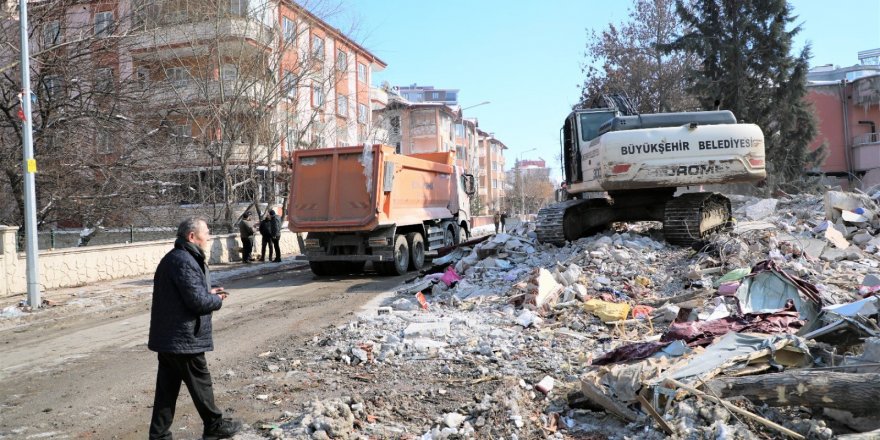 Samsun Büyükşehir Elbistan’da 400 bina enkazını kaldıracak - samsun haber