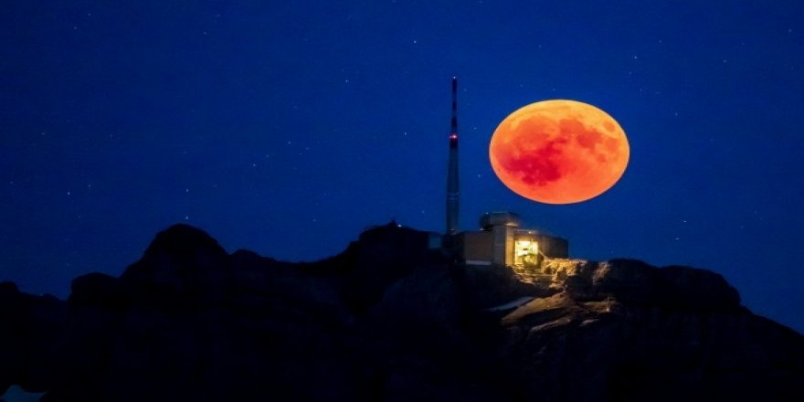 Dünyadan Kanlı Ay Tutulması fotoğrafları