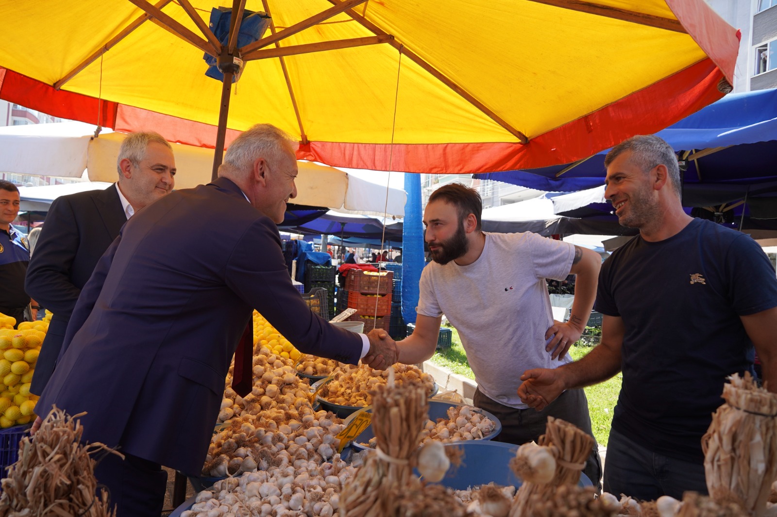 Atakum Belediyesi'nden semt pazarlarında tartı hizmeti