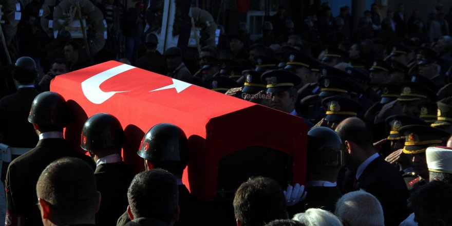 Hakkari'deki terör saldırısında yaralanan asker şehit oldu