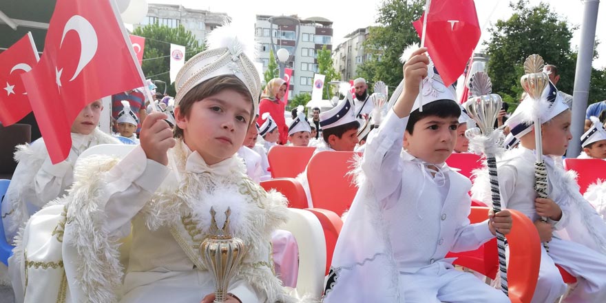 Bafra'da sünnet şöleni