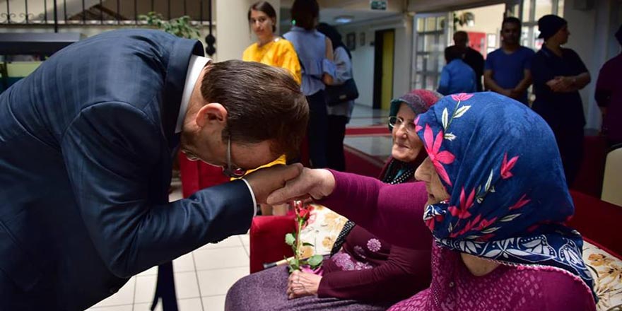 Başkan Şahin: Bayramlaşmanın mutluluğunu yaşadık