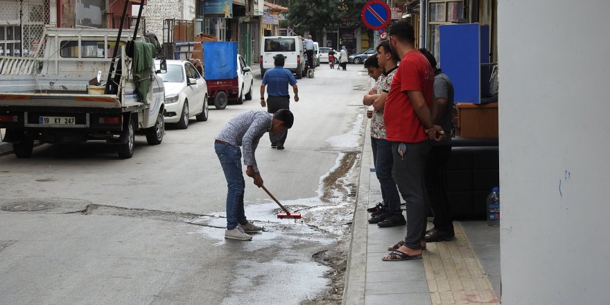 3'üncü kat balkonundan düşen çocuk hayatını kaybetti 