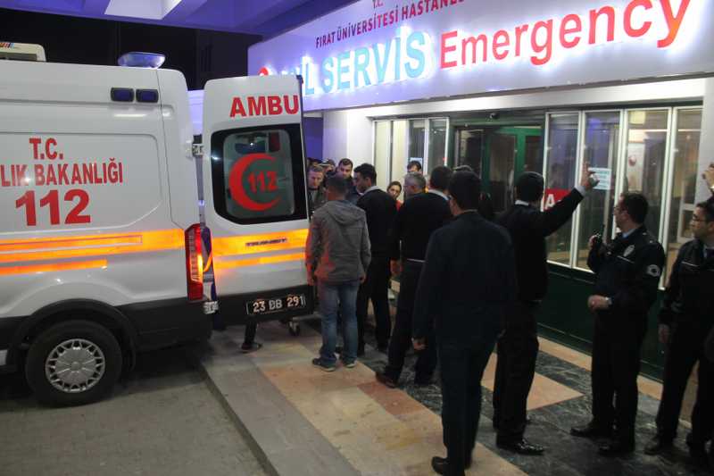 Tunceli'de teröristlerle sıcak temas: 1 asker yaralı