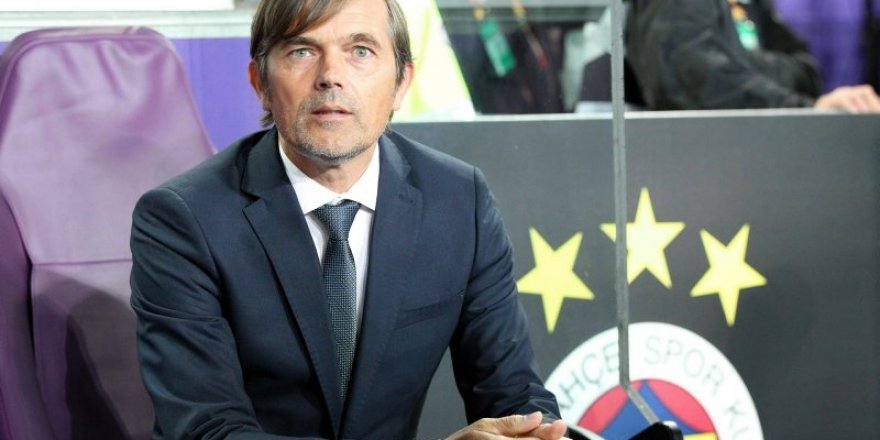 Fenerbahçe Teknik Direktörü Cocu görevden alındı