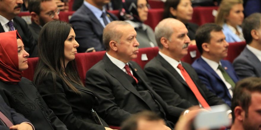 Erdoğan’ın sertifikasını Karaaslan verdi 