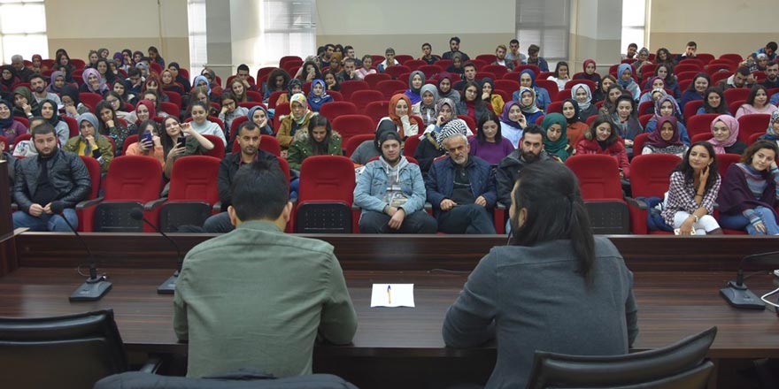 Karadenizli şarkıcı Selçuk Balcı, OMÜ’lü gençlerle söyleşti