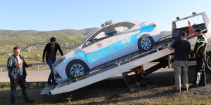 2'nci kez zarar verilen maket polis aracı kaldırıldı