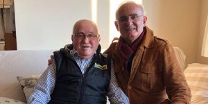 Milletvekili Yılmaz, ilkokul öğretmenini ziyaret etti