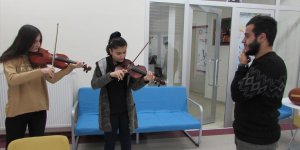 Kavak'ta keman kursu açıldı