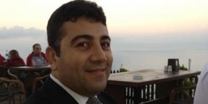 Genel cerrah bıçaklanarak öldürüldü