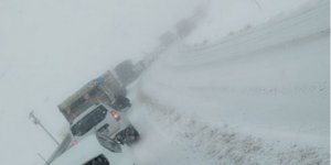 Doğu Karadeniz'de ulaşıma kar engeli