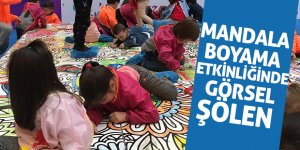 Mandala boyama etkinliğinde görsel şölen 