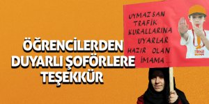 Öğrencilerden şoförlere yaya geçidi denemesi