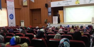 KADEM’den “Aileyi Besleyen Değerler” konferansı 