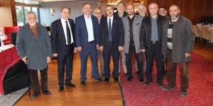 Hacılardan Hayati Tekin'e destek sözü