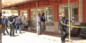 Oto galeriye silahlı saldırı: 1 yaralı