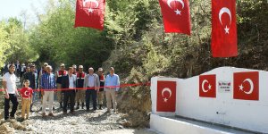Köylüler şehitler anısına çeşme yaptırdı