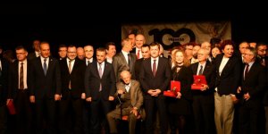 Samsun Tabip Odasından plaket töreni 