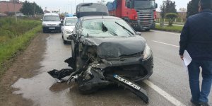 Samsun'daki trafik kazası araç kamerasında