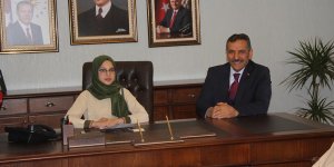 Kaymak koltuğunu öğrencilere devretti