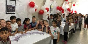 Minik Eller Yazıyor