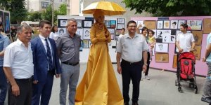 Rengarenk karma resim sergisi