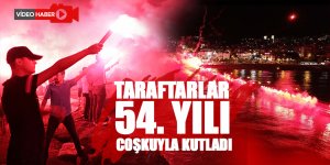 Samsunspor'un 54. yıldönümünde taraftardan büyük kutlama