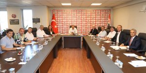 SAMSUNSPOR’DA YÖNETİM İLK TOPLANTISINI YAPTI